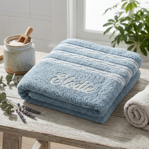 drap de bain bleu brodé