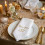 Serviette de Table Noces d'Or - Broderie Fil Doré Personnalisée (50 ans)