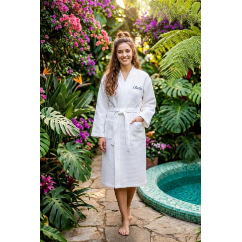 peignoir kimono blanc personnalisé avec prénom brodé