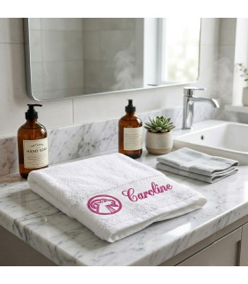 serviette de bain personnalisée avec prénom et signe astrologique capricorne