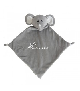 broderie sur un doudou elephant
