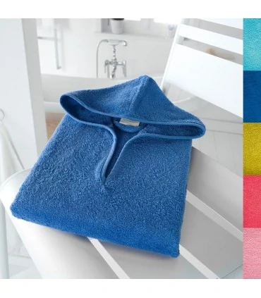Poncho enfant brodé bleu soutenu