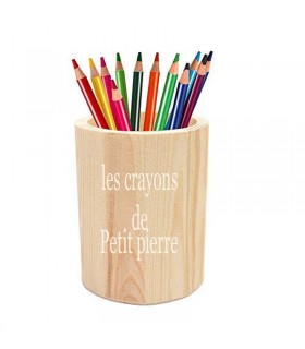Pot à crayons en bois gravé