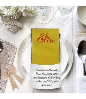 Serviette de table jaune moutarde brodée