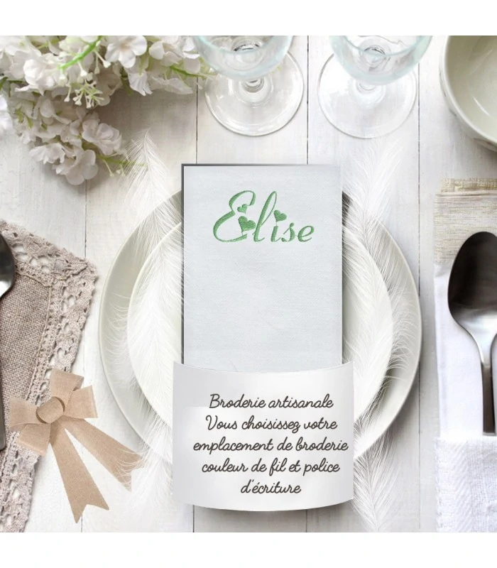 Serviette de table brodée blanche