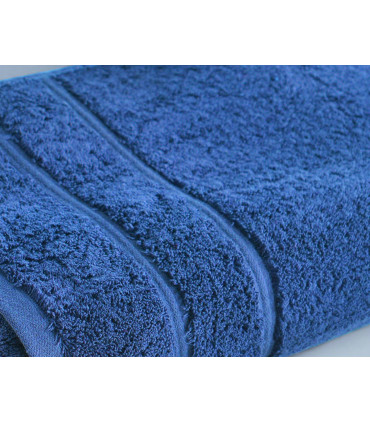 drap de bain bleu brodé