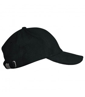 broderie sur casquette de couleur noire
