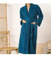 Peignoir bleu brodé