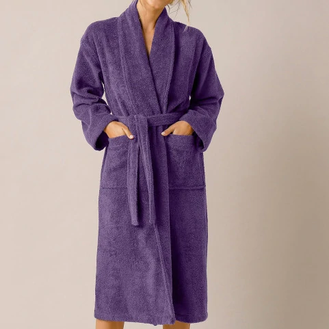 Peignoir brodé et personnalisé violet