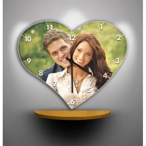 horloge murale forme coeur personnalisée