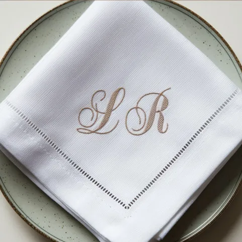 serviette de table personnalisée et brodée