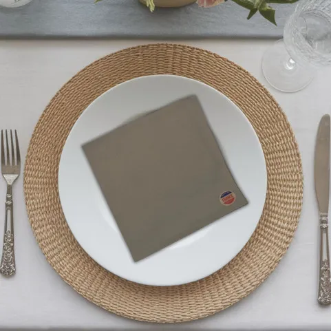 serviette de table personnalisée taupe