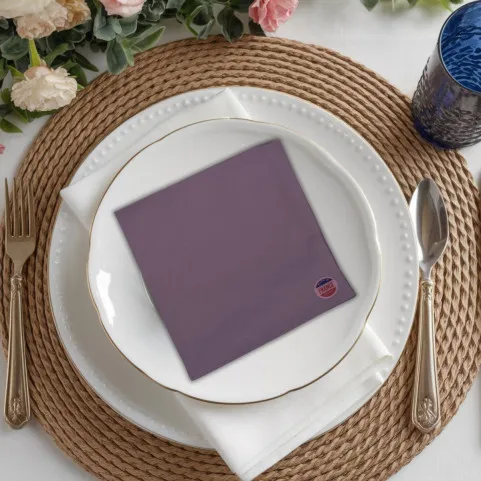 Serviette table brodée