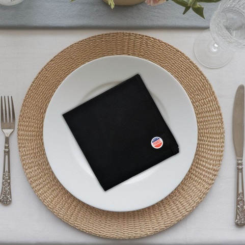 Broderie sur serviette de table