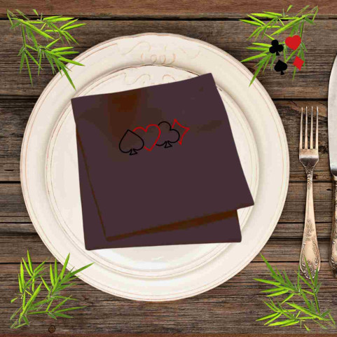Serviette de table brodée jeu de cartes