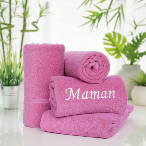 serviette de bain personnalisée rose