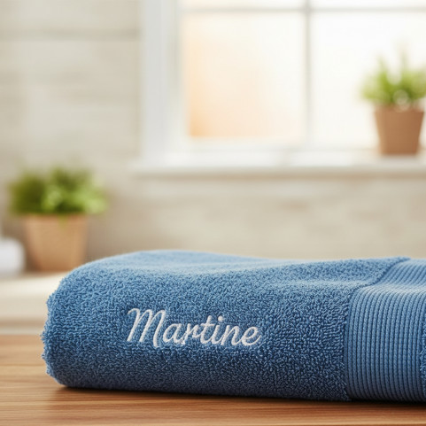 serviette de bain bleue personnalisée