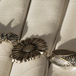 Serviette de table brodée avec texte ou prénom